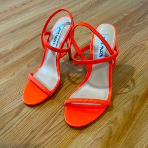 STEVE MADDEN HEELSORANGE 5.5M
